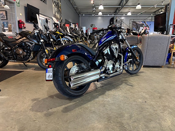 Honda VT1300CXA Fury #Endast 350 mil# 3 of 5