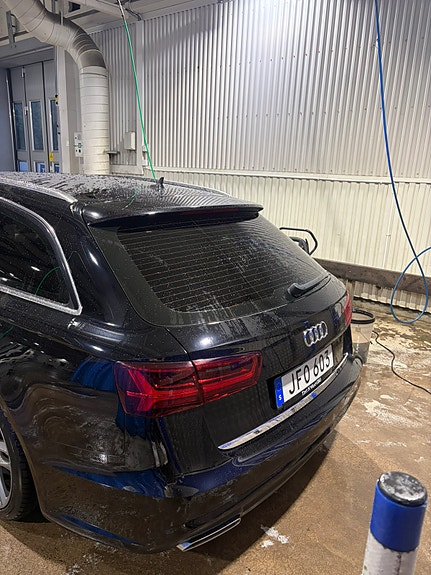 Audi A6 3 of 5