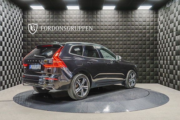 Volvo XC60 11 of 30