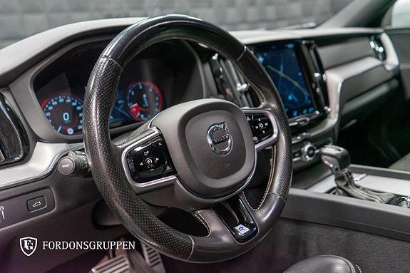 Volvo XC60 23 of 30