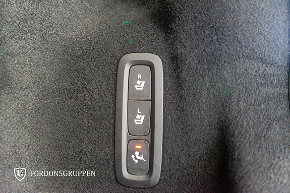 Volvo XC60 9 of 30