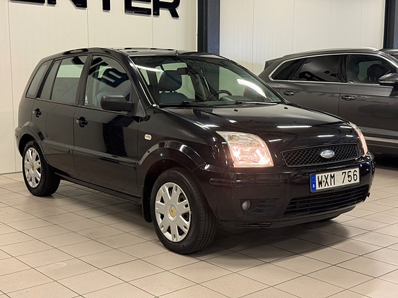Ford Fusion 5 of 5
