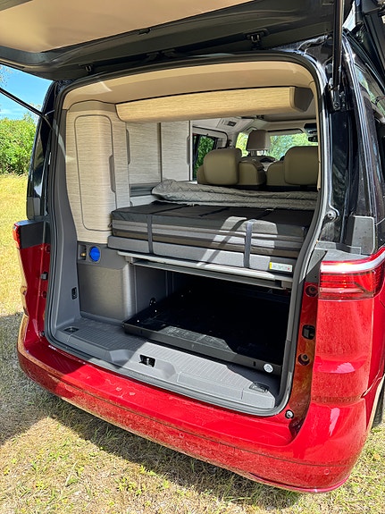 Volkswagen California 11 of 15