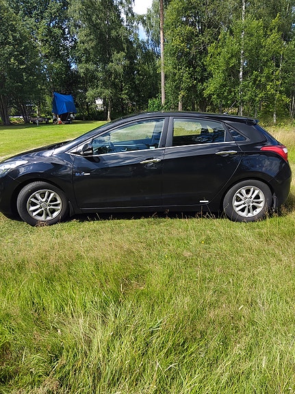 Hyundai i30 3 of 5
