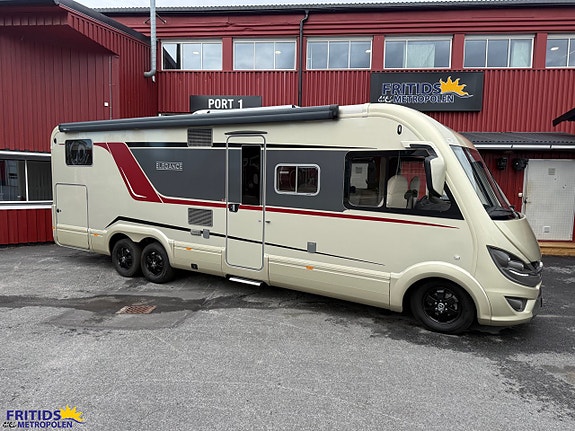 Bürstner Elegance 910 G MB-Hydrauliska-Mycket välutrustad! 4 of 24