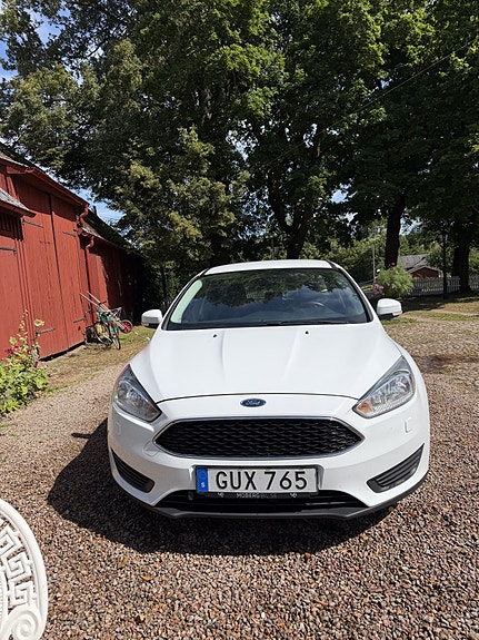 Ford Focus 6 of 12