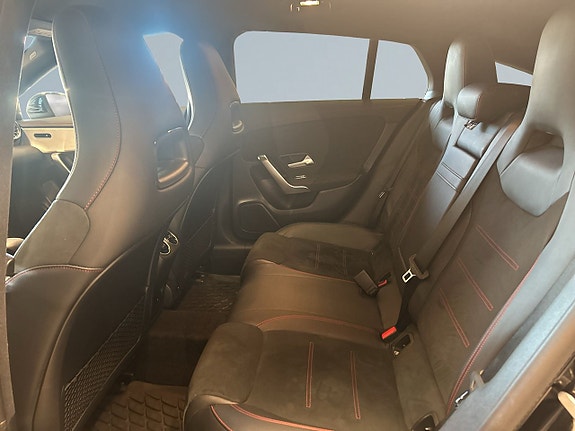 Mercedes-Benz CLA250 e 12 of 17