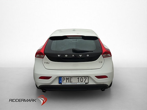 Volvo V40 6 of 28