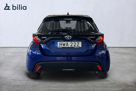 Toyota Yaris 5 of 5