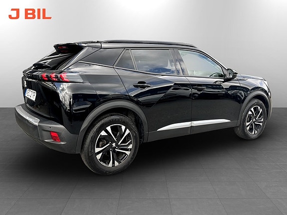 Peugeot e-2008 3 of 5