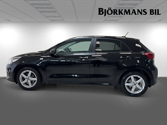 Kia Rio 4 of 5