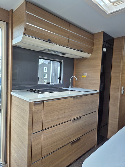 Adria Adora 573 PT 5 of 5