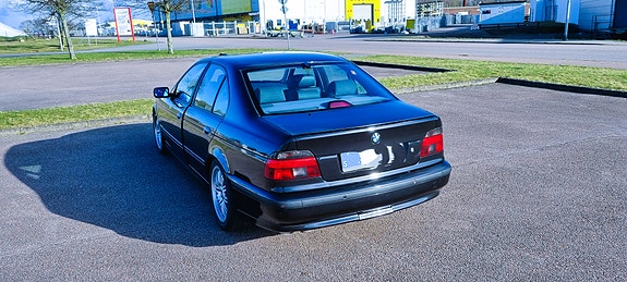 BMW 540i 2 of 5