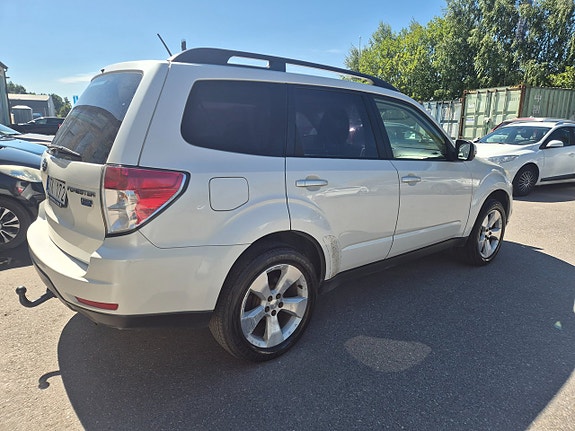Subaru Forester 9 of 22