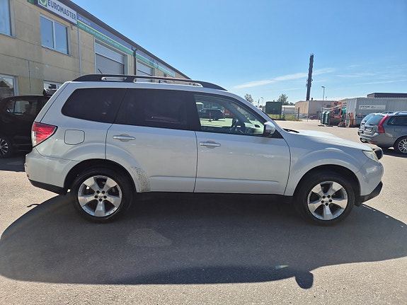 Subaru Forester 12 of 22