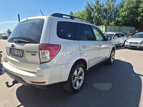 Subaru Forester 10 of 22