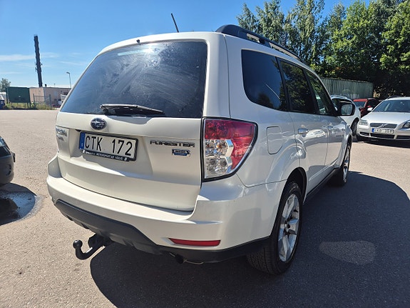 Subaru Forester 11 of 22