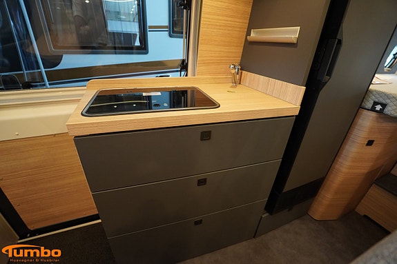 Malibu Van 640 LE comfort GT skyview - Stor kyl, Dieselpanna, 4000kg 6 of 21