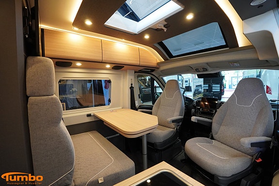Malibu Van 640 LE comfort GT skyview - Stor kyl, Dieselpanna, 4000kg 2 of 21
