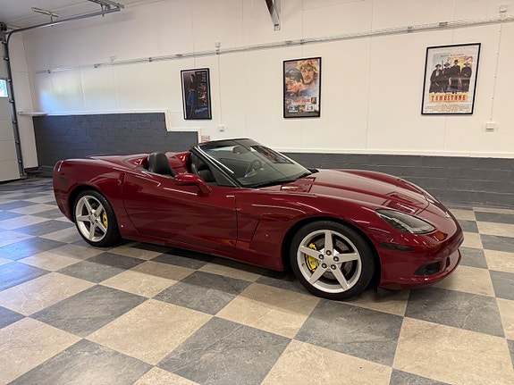 Chevrolet Corvette 2 of 5