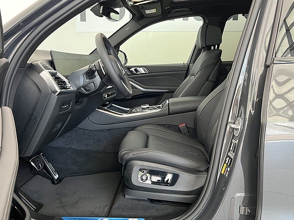 BMW X5 5 of 5