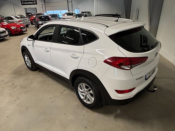 Hyundai Tucson 4 of 5