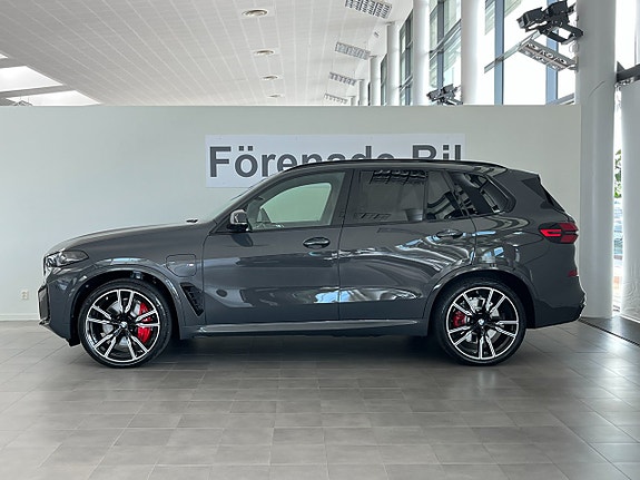 BMW X5 3 of 5