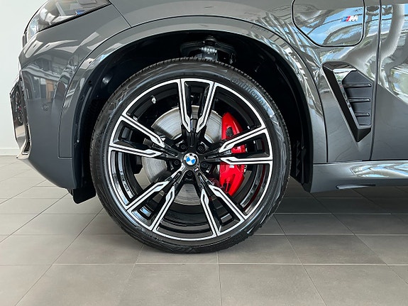 BMW X5 4 of 5