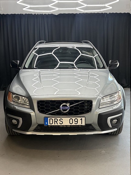 Volvo XC70 11 of 14