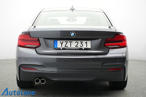 BMW 230i 16 of 30