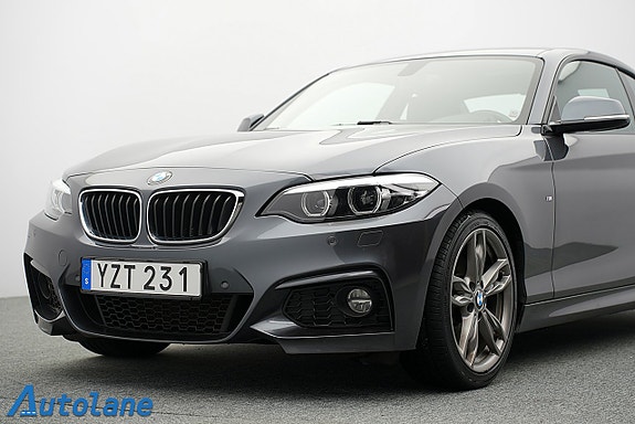 BMW 230i 11 of 30