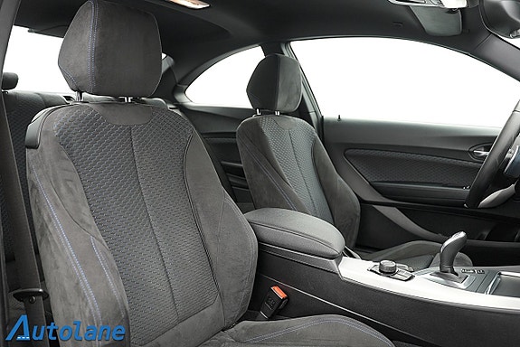 BMW 230i 21 of 30