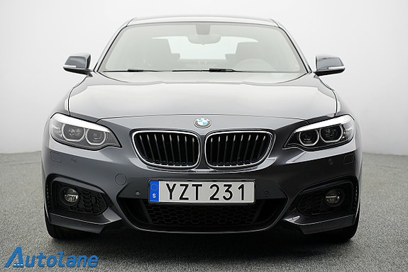 BMW 230i 13 of 30