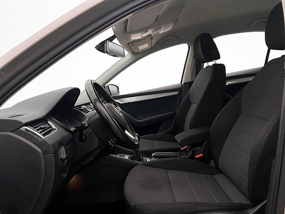 Skoda Octavia 12 of 29