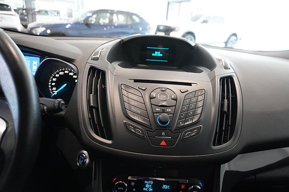 Ford Kuga 9 of 12