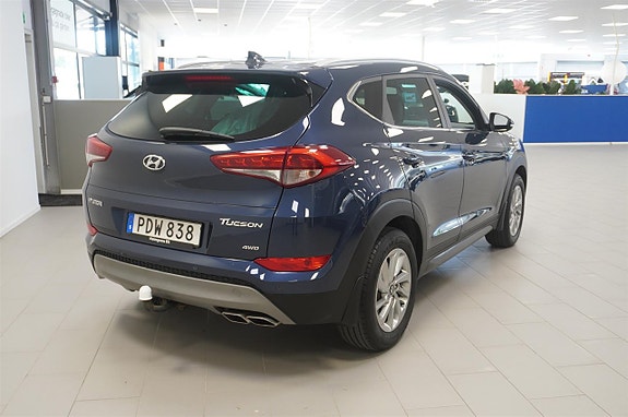 Hyundai Tucson 9 of 12