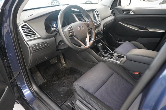 Hyundai Tucson 2 of 12