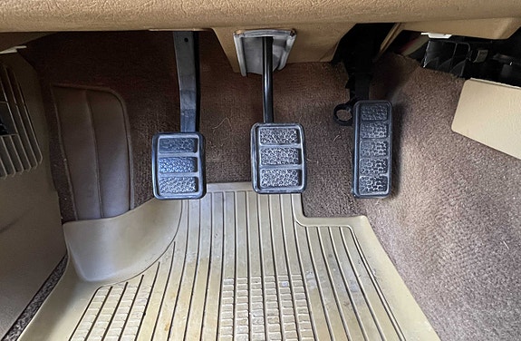 Volvo 740 4 of 5