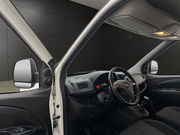 Opel Combo 14 of 24