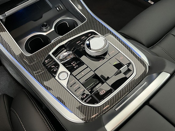 BMW X5 8 of 17
