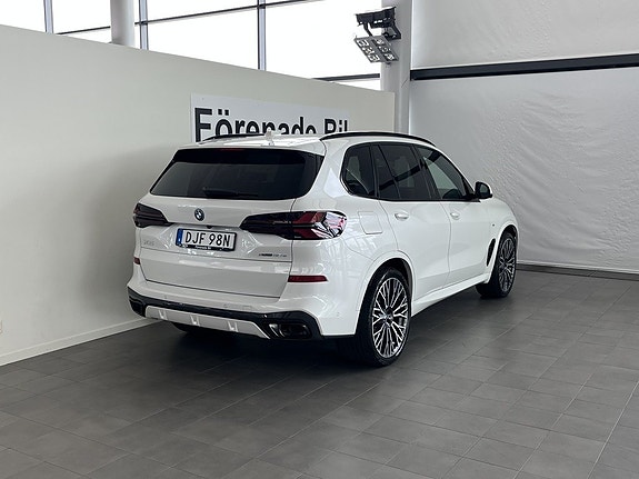 BMW X5 15 of 17