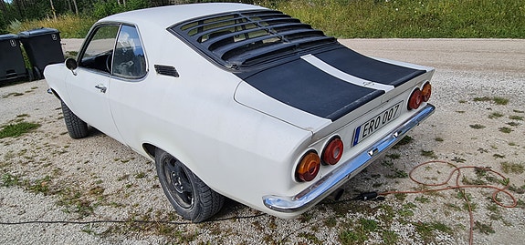 Opel Manta 2 of 5