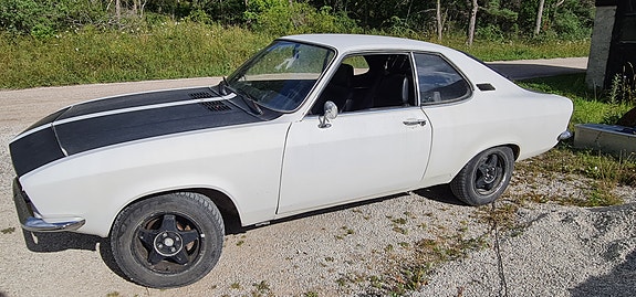 Opel Manta 5 of 5