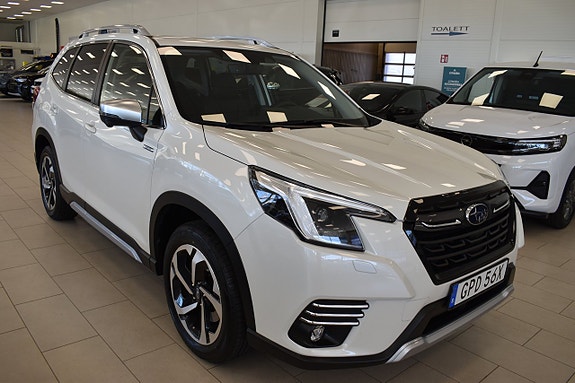 Subaru Forester 3 of 5