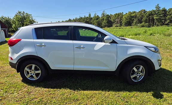 Kia Sportage 3 of 5