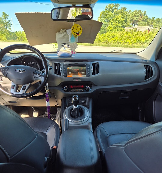 Kia Sportage 6 of 9