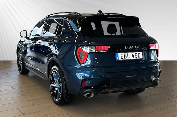 Lynk & Co 01 3 of 5