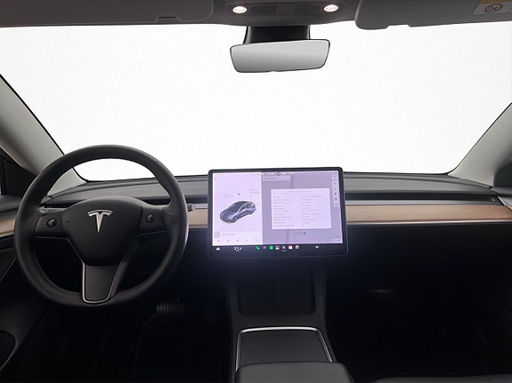 Tesla Model 3 12 of 30
