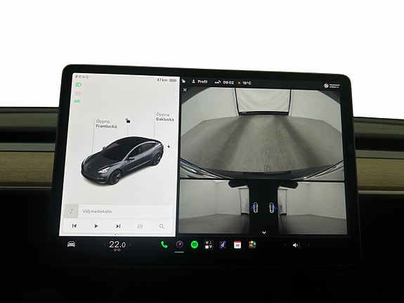 Tesla Model 3 17 of 30
