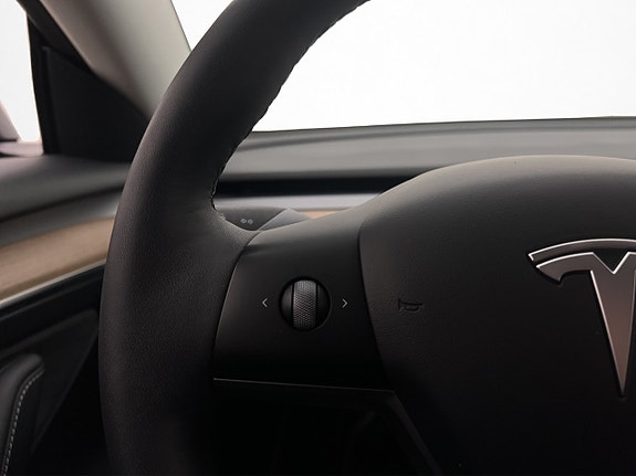 Tesla Model 3 14 of 30